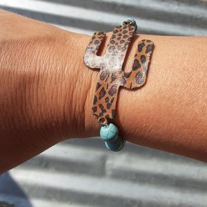 💖Leopard print cactus & Turquoise bracelet 💖
